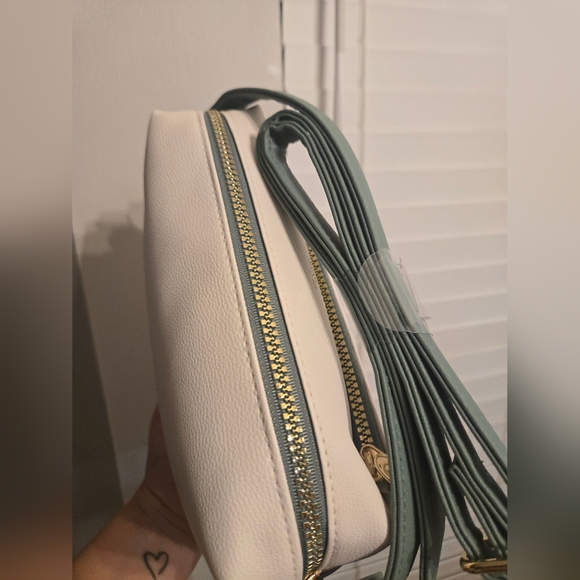 Disney’s Bambi Faux Leather Camera Bag, Crossbody, Floral, Primark - Picture 9 of 9